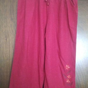 Woman's Capri Pants